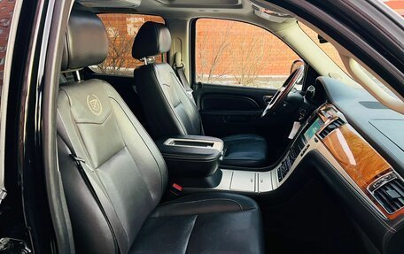 Cadillac Escalade III, 2012 год, 2 185 000 рублей, 13 фотография