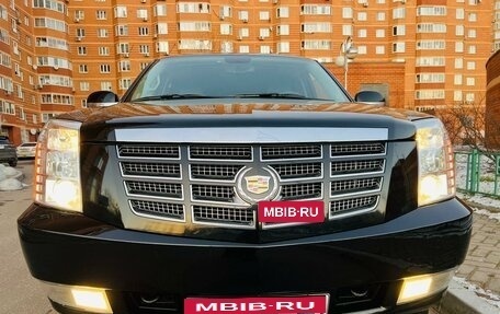 Cadillac Escalade III, 2012 год, 2 185 000 рублей, 3 фотография