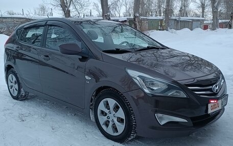 Hyundai Solaris II рестайлинг, 2014 год, 910 000 рублей, 6 фотография