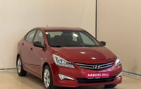 Hyundai Solaris II рестайлинг, 2015 год, 1 150 000 рублей, 2 фотография