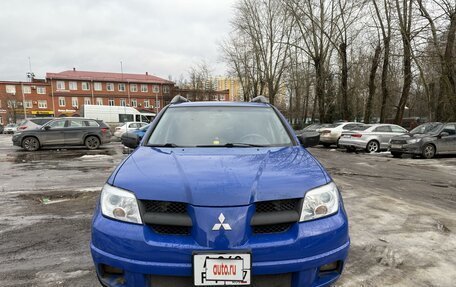 Mitsubishi Outlander III рестайлинг 3, 2004 год, 530 000 рублей, 3 фотография