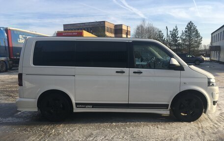 Volkswagen Caravelle T5, 2007 год, 1 950 000 рублей, 5 фотография