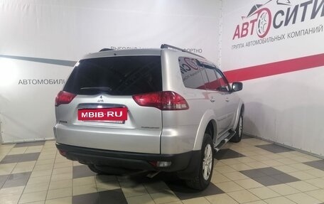 Mitsubishi Pajero Sport II рестайлинг, 2015 год, 2 499 000 рублей, 7 фотография