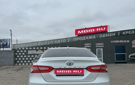 Toyota Camry, 2018 год, 2 680 000 рублей, 5 фотография