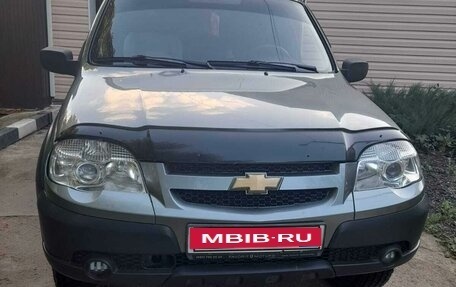 Chevrolet Niva I рестайлинг, 2011 год, 480 000 рублей, 7 фотография