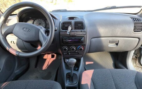 Hyundai Accent II, 2005 год, 400 000 рублей, 17 фотография