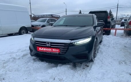 Honda Insight III, 2019 год, 1 650 000 рублей, 2 фотография