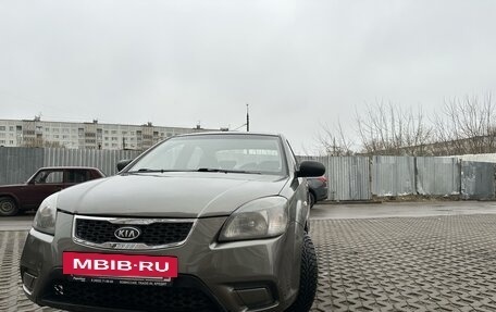 KIA Rio II, 2010 год, 585 000 рублей, 2 фотография