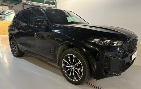 BMW X5, 2023 год, 49 000 000 рублей, 2 фотография