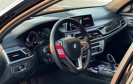 BMW 7 серия, 2017 год, 4 500 000 рублей, 12 фотография