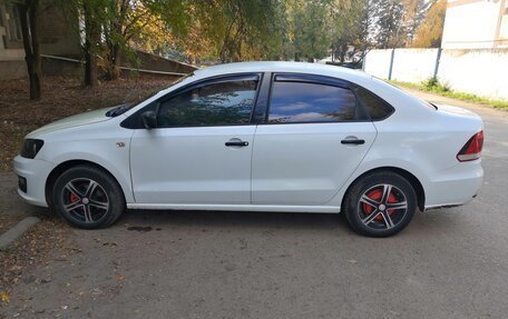 Volkswagen Polo VI (EU Market), 2017 год, 1 300 000 рублей, 2 фотография