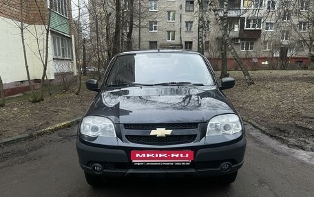 Chevrolet Niva I рестайлинг, 2013 год, 485 000 рублей, 2 фотография