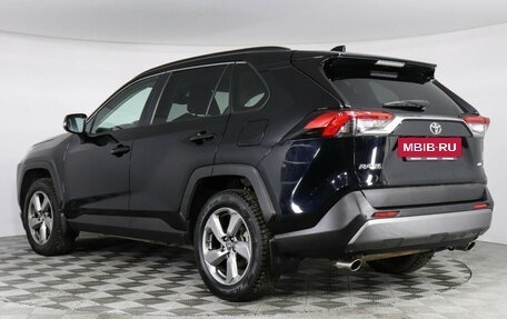 Toyota RAV4, 2021 год, 3 447 000 рублей, 7 фотография