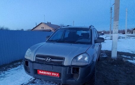 Hyundai Tucson III, 2008 год, 800 000 рублей, 1 фотография