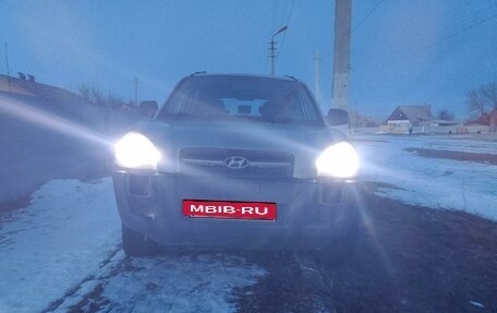 Hyundai Tucson III, 2008 год, 800 000 рублей, 6 фотография