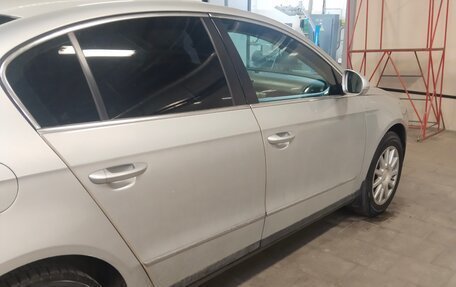 Volkswagen Passat B6, 2005 год, 830 000 рублей, 5 фотография