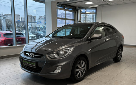 Hyundai Solaris II рестайлинг, 2011 год, 743 000 рублей, 1 фотография