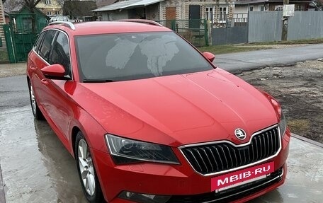 Skoda Superb III рестайлинг, 2016 год, 2 300 000 рублей, 2 фотография