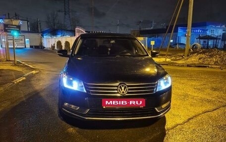 Volkswagen Passat B7, 2011 год, 920 000 рублей, 4 фотография