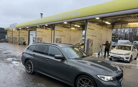 BMW 3 серия, 2019 год, 4 050 000 рублей, 3 фотография