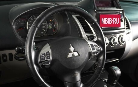 Mitsubishi Pajero Sport II рестайлинг, 2015 год, 1 829 000 рублей, 12 фотография