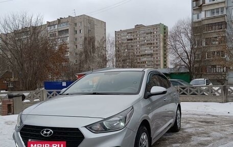 Hyundai Solaris II рестайлинг, 2018 год, 1 350 000 рублей, 2 фотография