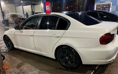 BMW 3 серия, 2011 год, 1 250 000 рублей, 2 фотография