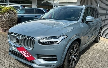 Volvo XC90 II рестайлинг, 2023 год, 6 200 000 рублей, 2 фотография