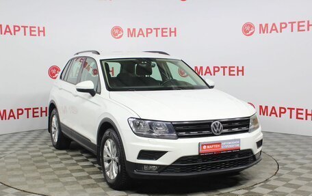 Volkswagen Tiguan II, 2018 год, 1 915 000 рублей, 3 фотография