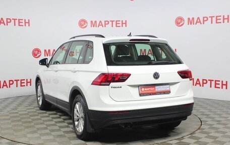 Volkswagen Tiguan II, 2018 год, 1 915 000 рублей, 7 фотография