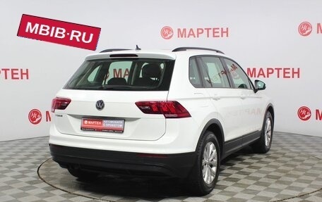 Volkswagen Tiguan II, 2018 год, 1 915 000 рублей, 5 фотография