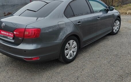 Volkswagen Jetta VI, 2012 год, 1 100 000 рублей, 1 фотография