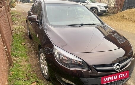 Opel Astra J, 2014 год, 900 000 рублей, 11 фотография