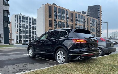 Volkswagen Touareg III, 2019 год, 6 500 000 рублей, 2 фотография