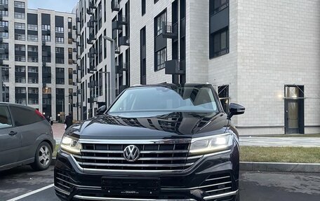 Volkswagen Touareg III, 2019 год, 6 500 000 рублей, 7 фотография