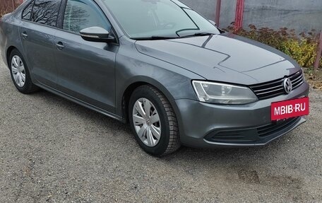 Volkswagen Jetta VI, 2012 год, 1 100 000 рублей, 12 фотография