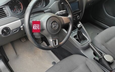 Volkswagen Jetta VI, 2012 год, 1 100 000 рублей, 13 фотография