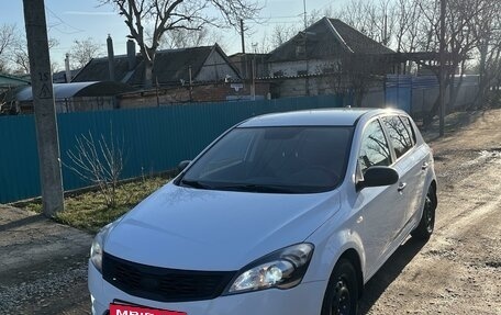 KIA cee'd I рестайлинг, 2011 год, 825 000 рублей, 3 фотография