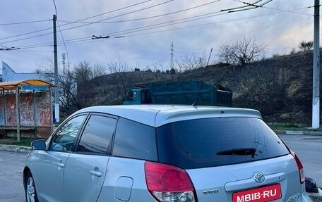 Toyota Matrix, 2003 год, 535 000 рублей, 3 фотография