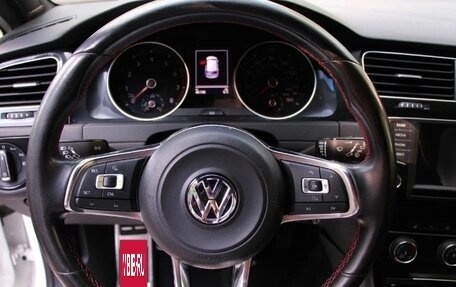 Volkswagen Golf GTI VII, 2016 год, 2 500 000 рублей, 6 фотография