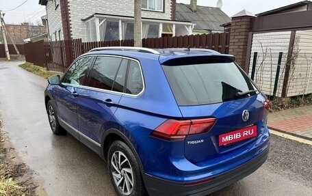 Volkswagen Tiguan II, 2018 год, 3 049 000 рублей, 3 фотография