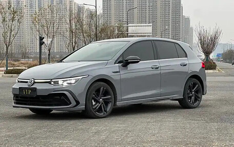 Volkswagen Golf VIII, 2022 год, 1 679 000 рублей, 1 фотография