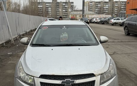 Chevrolet Cruze II, 2010 год, 320 000 рублей, 2 фотография