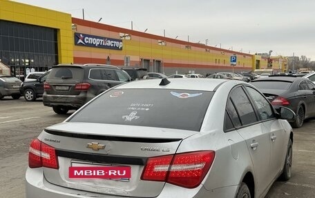 Chevrolet Cruze II, 2010 год, 320 000 рублей, 3 фотография