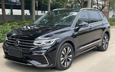 Volkswagen Tiguan II, 2022 год, 3 030 000 рублей, 1 фотография