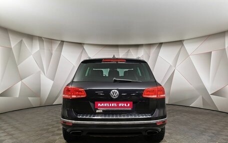 Volkswagen Touareg III, 2015 год, 2 439 000 рублей, 8 фотография