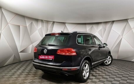 Volkswagen Touareg III, 2015 год, 2 439 000 рублей, 2 фотография