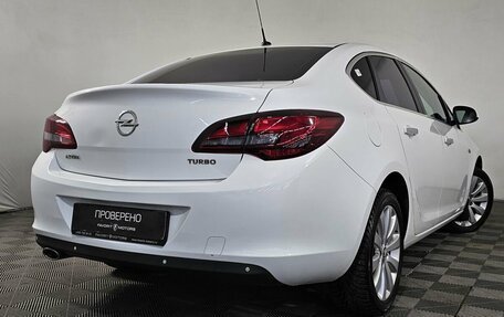 Opel Astra J, 2013 год, 880 000 рублей, 6 фотография