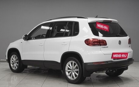 Volkswagen Tiguan I, 2016 год, 1 899 000 рублей, 2 фотография