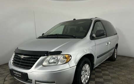 Chrysler Town & Country IV, 2005 год, 505 000 рублей, 1 фотография